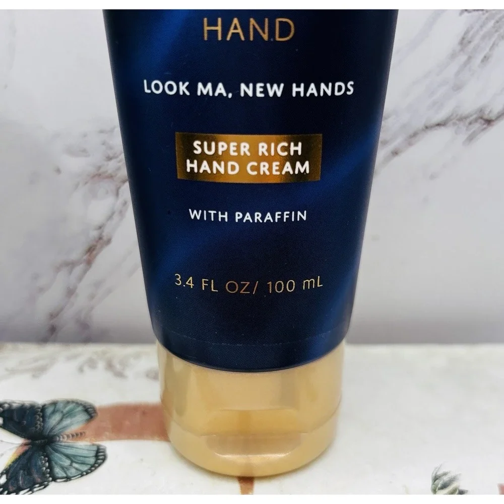 Bath & Body Works bath body